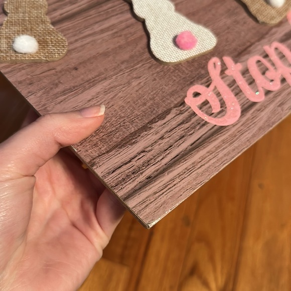 Easter bunny stop here decor - Picture 4 of 4